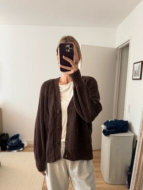 GAP cardigan sweater